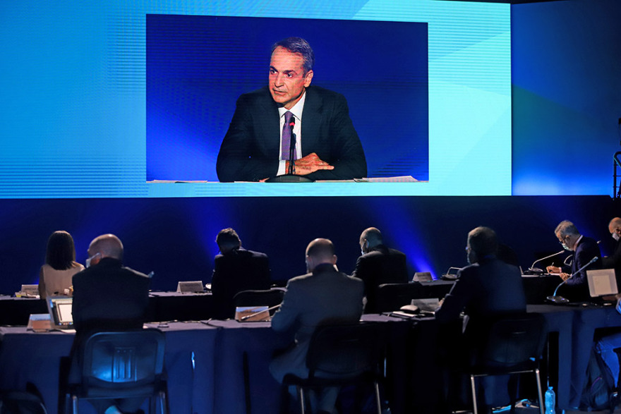 ΔΕΘ 2020: Προσαρμοσμένη στην... εποχή του κορωνοϊού η συνέντευξη Μητσοτάκη (φωτό)