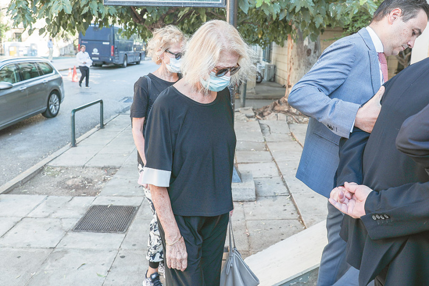 Από τα σκάφη και τα ελικόπτερα, στις φυλακές οι Κουτσολιούτσοι