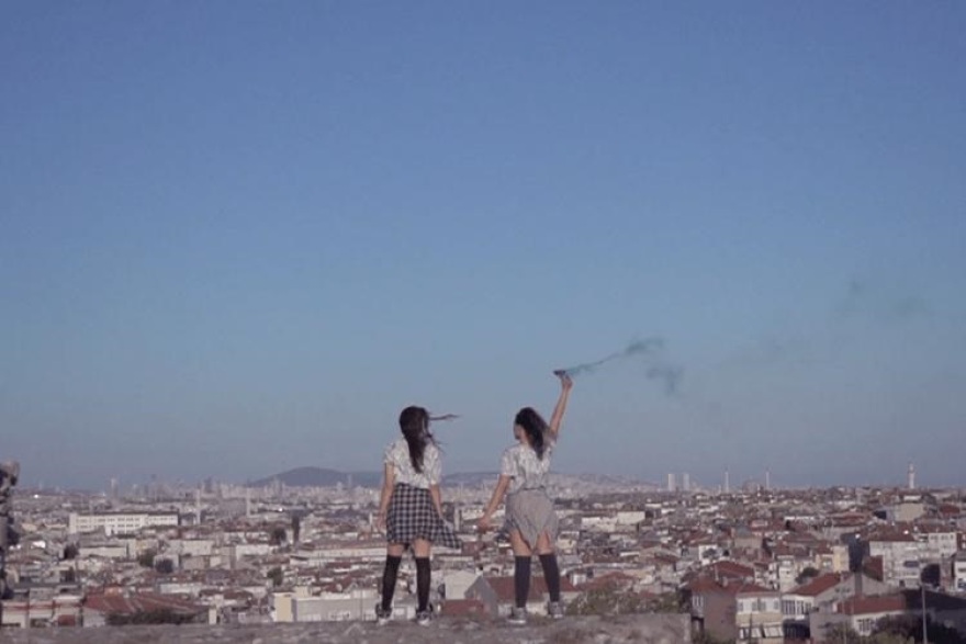 «Φαντάσματα»: Η ταινία-«κόλαφος» για την Τουρκία του Ερντογάν που βραβεύτηκε στη Μόστρα