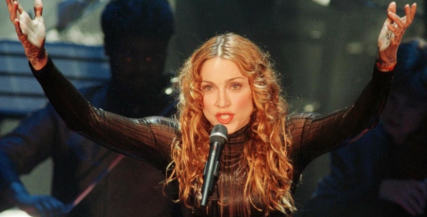 Μαντόνα: Η «βασίλισσα της ποπ» ετοιμάζει ταινία για τη ζωή της