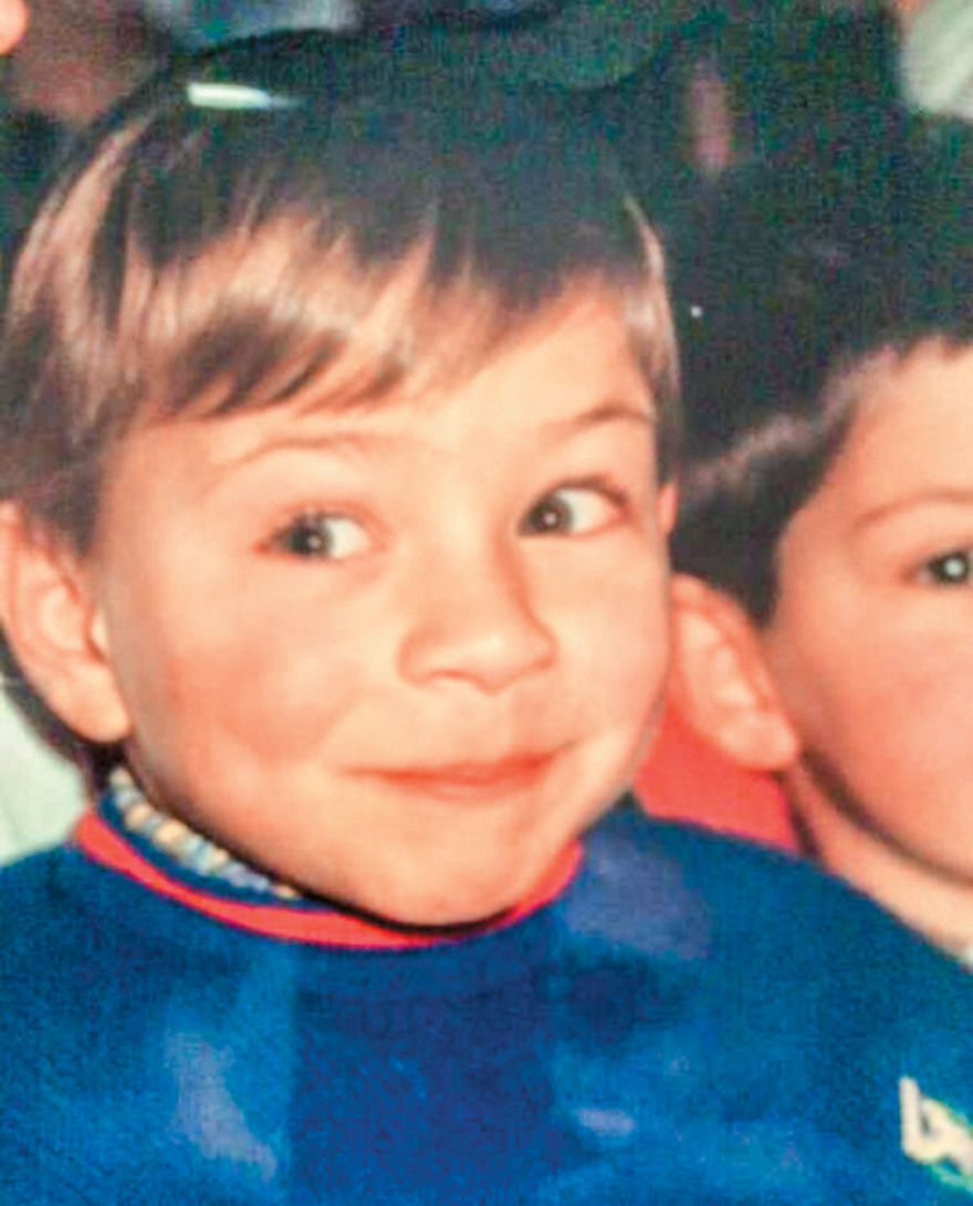 Η ιστορία ενός αλεξιπτωτιστή: «Θα ζήσω τη ζωή μου σαν άντρας και ό,τι είναι να γίνει θα γίνει»