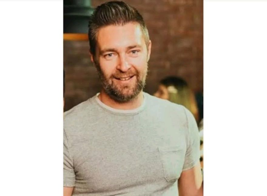 Τροχαίο με άντρες της ΔΙΑΣ: «Όλοι είμαστε δίπλα στη Στρατούλα και στον μικρό» λέει η αδερφή της χήρας του 33χρονου