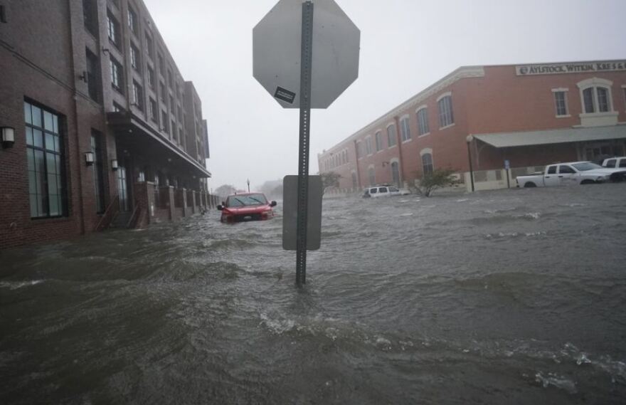 Τυφώνας Σάλι: Ένας νεκρός και ένας αγνοούμενος στην Αλαμπάμα