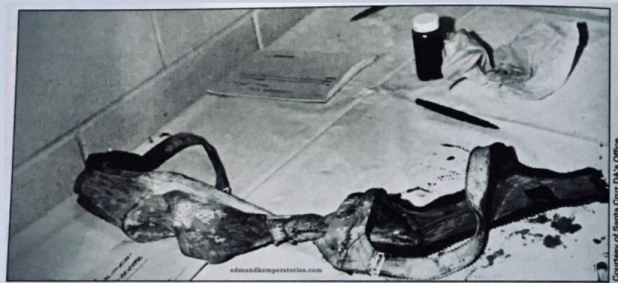 Η συγκλονιστική ιστορία ενός serial killer: Έγινε βιβλίο λίγο πριν τη θανατική ποινή του 