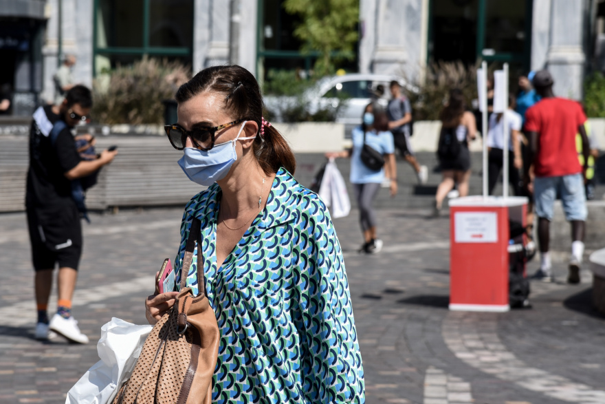Κορωνοϊός: Τι αλλάζει από σήμερα στον επιδημιολογικό χάρτη - Ανησυχία για Θεσσαλονίκη και Σέρρες