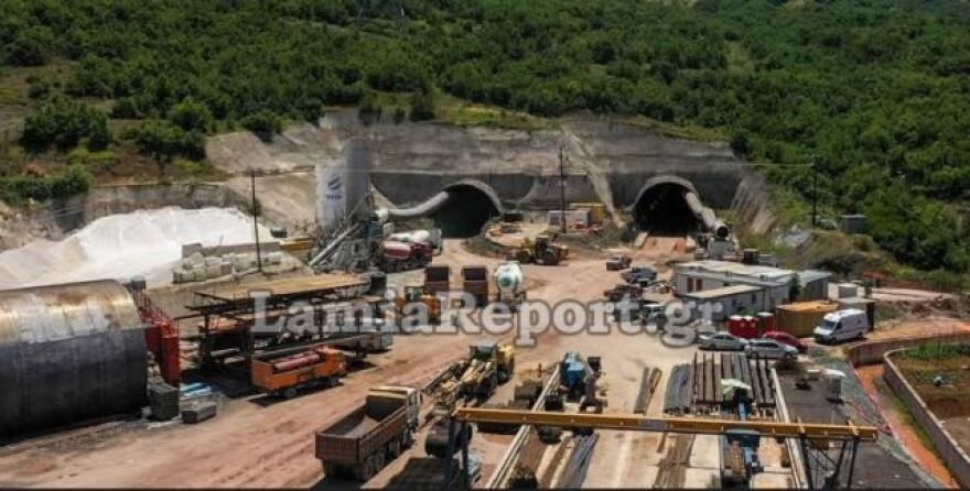 Κακοκαιρία Ιανός - Συναγερμός στη Φθιώτιδα για εγκλωβισμένους ανθρώπους σε σπίτια και αυτοκίνητα 