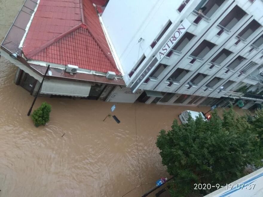 Κακοκαιρία Ιανός: Συγκλονιστικό βίντεο: Οι καταστροφές στο Μουζάκι Καρδίτσας από ψηλά