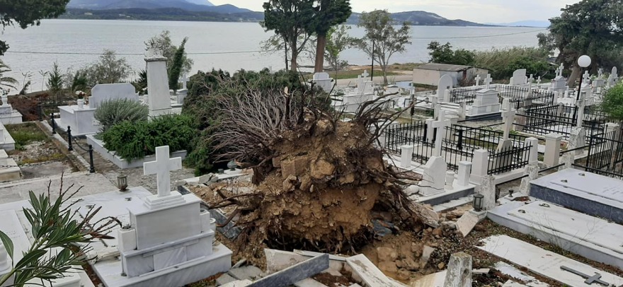 Κακοκαιρία Ιανός: Η επόμενη μέρα σε Κεφαλονιά, Ιθάκη και Ζάκυνθο - Δείτε εικόνες με τις καταστροφές 