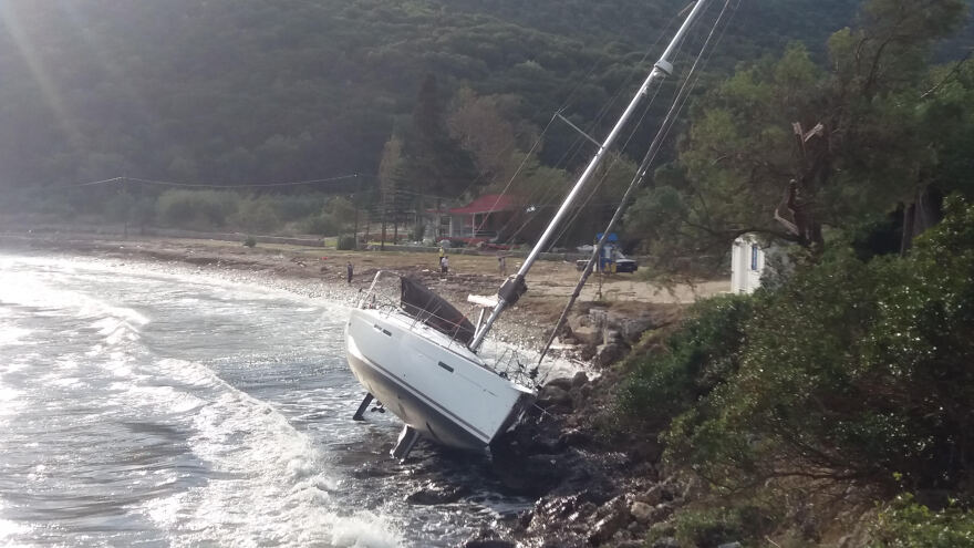 Κακοκαιρία Ιανός: Η επόμενη μέρα σε Κεφαλονιά, Ιθάκη και Ζάκυνθο - Δείτε εικόνες με τις καταστροφές 