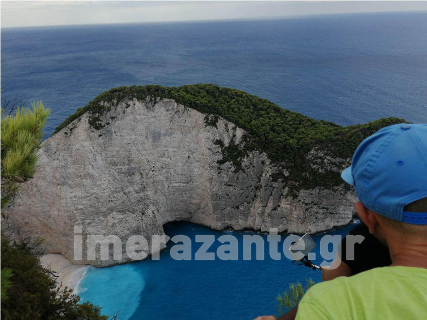 Φωτογραφίες από Ζάκυνθο: Ο Ιανός δεν πείραξε το Ναυάγιο 