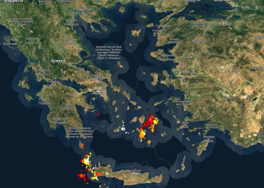 Κακοκαιρία Ιανός: Ο χάρτης της καταιγίδας στις 11 το πρωί - Κινείται νότια το τόξο του μετώπου