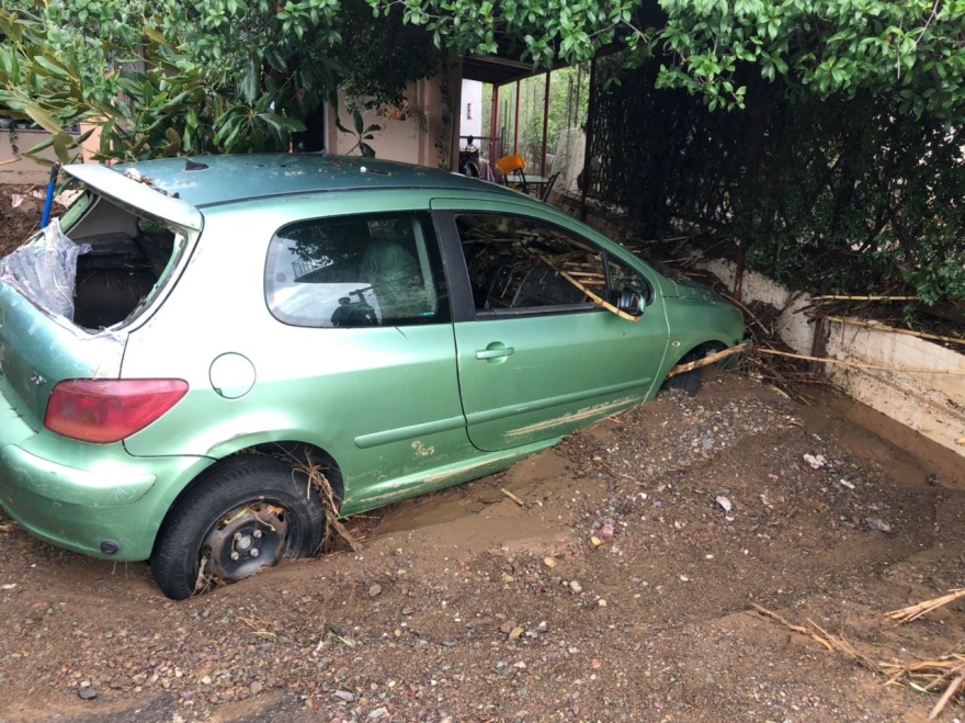 Κακοκαιρία Ιανός: Τεράστιες καταστροφές στο Ζηλευτό Φθιώτιδας - Δείτε σοκαριστικές εικόνες