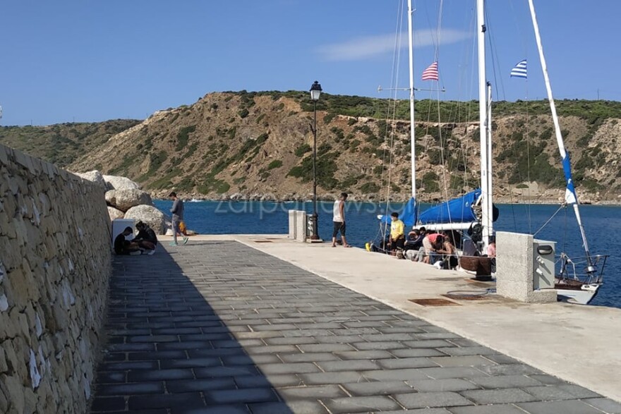 Σκάφος με 50 μετανάστες έδεσε στη Γαύδο