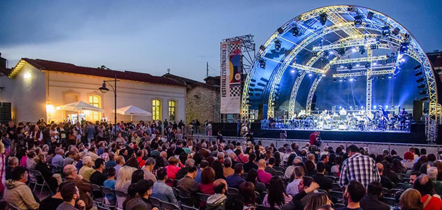 Πώς λειτουργούν από σήμερα θέατρα, κινηματογράφοι και μουσεία - Τι θα γίνει με τις θεατρικές παραστάσεις του χειμώνα