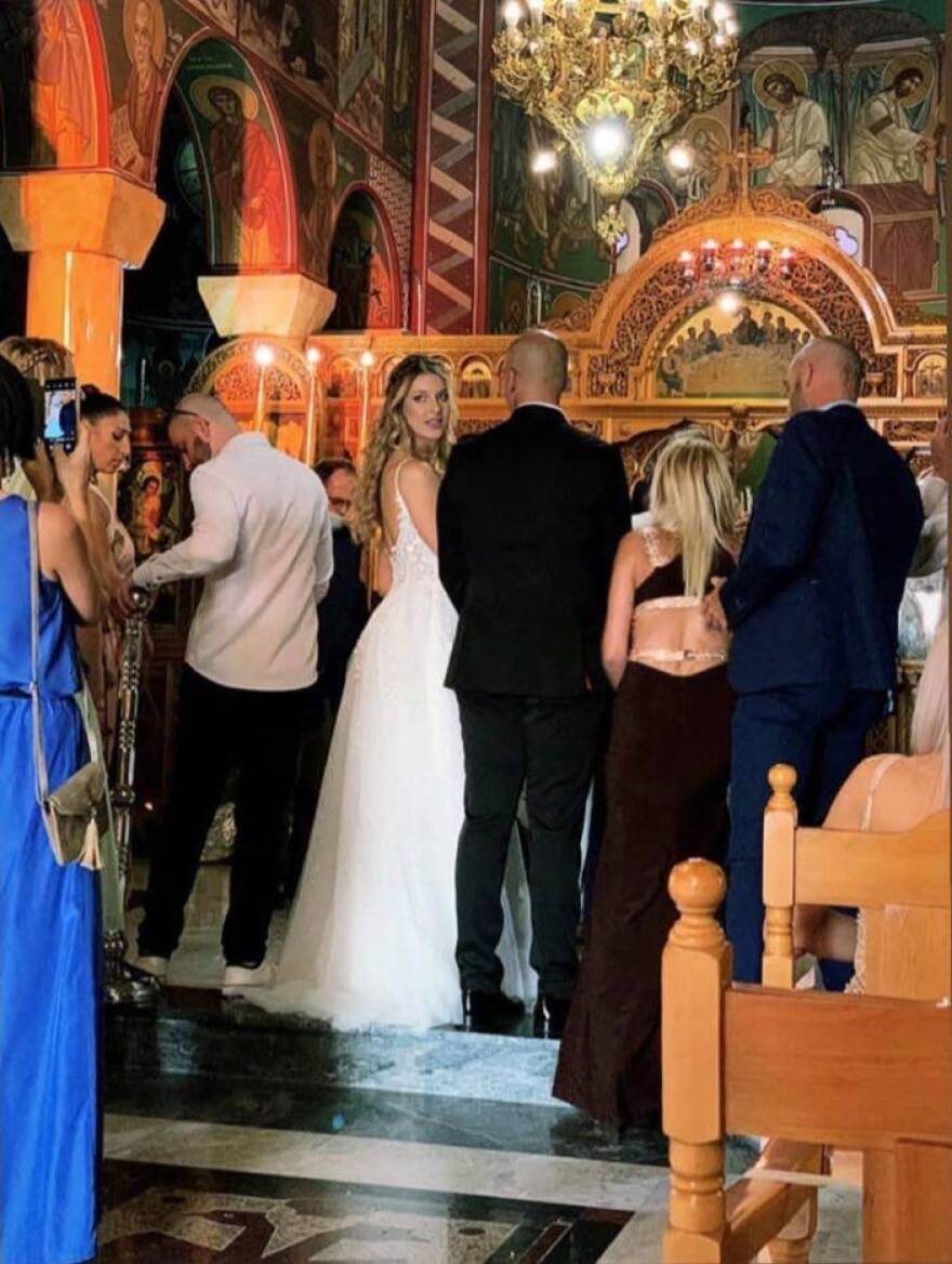 Ελισάβετ Δοβλιατίδου: Η εντυπωσιακή παίκτρια του Survivor παντρεύτηκε - Δείτε φωτογραφίες