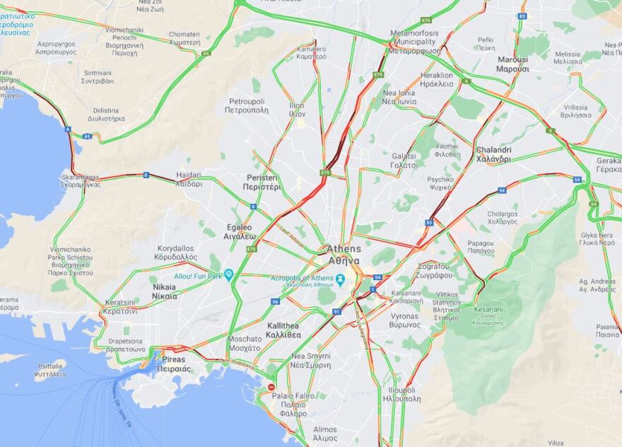 Κίνηση στους δρόμους: Μποτιλιάρισμα στη λεωφόρο Αθηνών προς Αθήνα λόγω τροχαίου