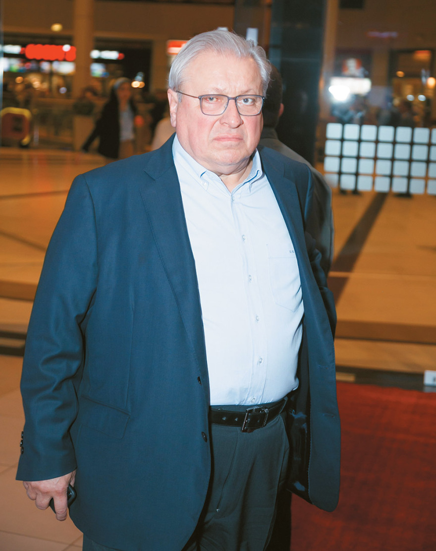 Χένρι Χόλτερμαν: Ολλανδός το νέο αφεντικό της Ελλάκτωρ