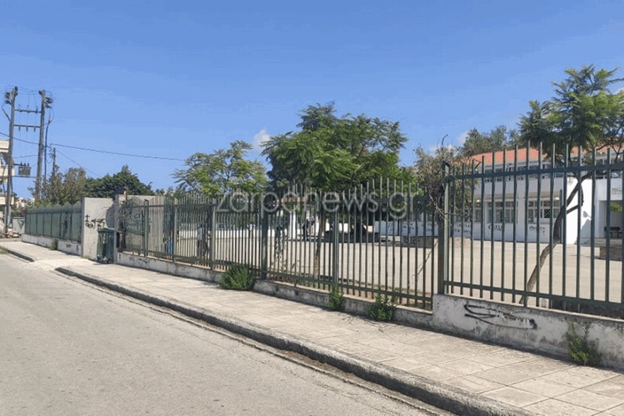 Χανιά: Καταγγέλλουν διευθυντή ότι επιτέθηκε σε μαθητές που έκαναν κατάληψη (φωτό)