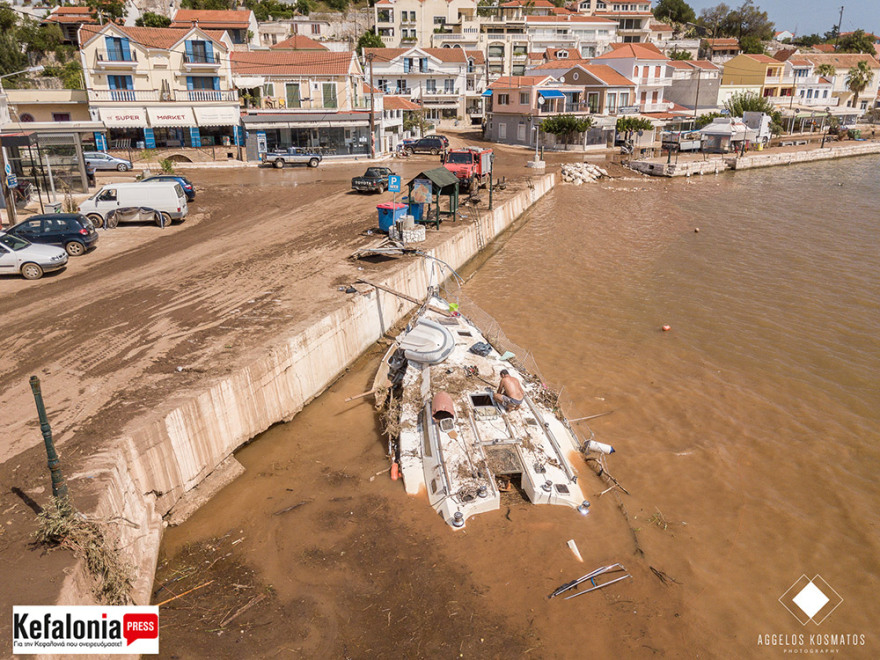 Κεφαλονιά: Εικόνες βιβλικής καταστροφής σε Άσσο και Αγία Ευφημία – Φωτογραφίες από drone 