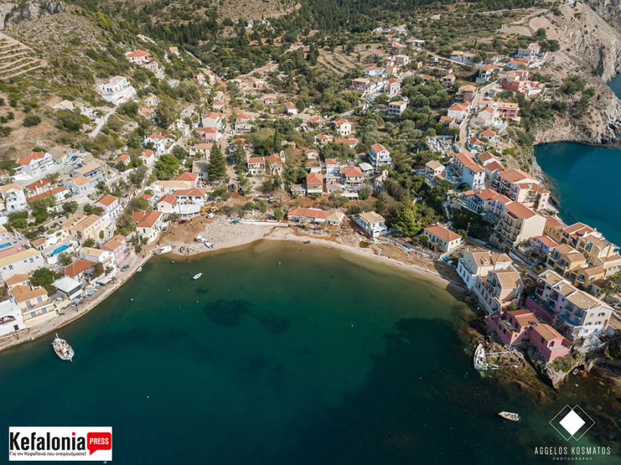 Κεφαλονιά: Εικόνες βιβλικής καταστροφής σε Άσσο και Αγία Ευφημία – Φωτογραφίες από drone 