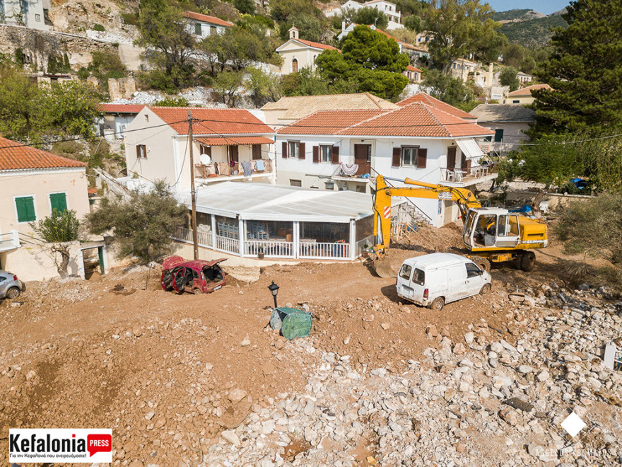 Κεφαλονιά: Εικόνες βιβλικής καταστροφής σε Άσσο και Αγία Ευφημία – Φωτογραφίες από drone 