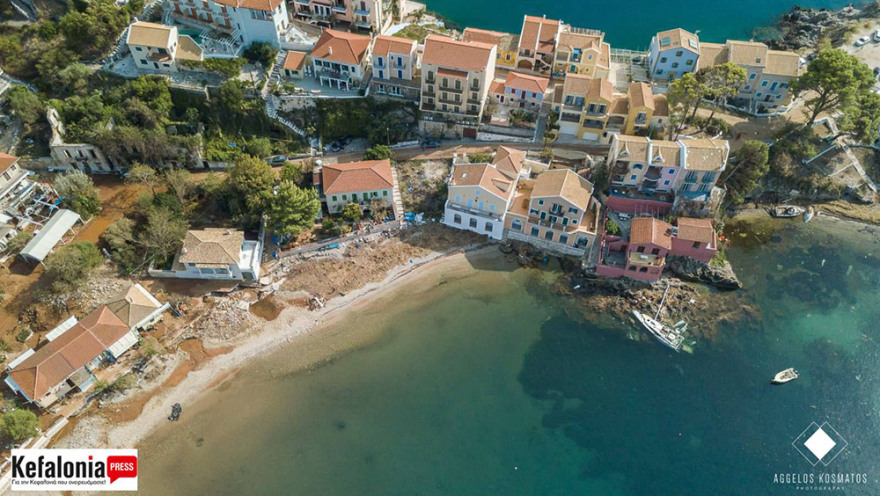 Κεφαλονιά: Εικόνες βιβλικής καταστροφής σε Άσσο και Αγία Ευφημία – Φωτογραφίες από drone 