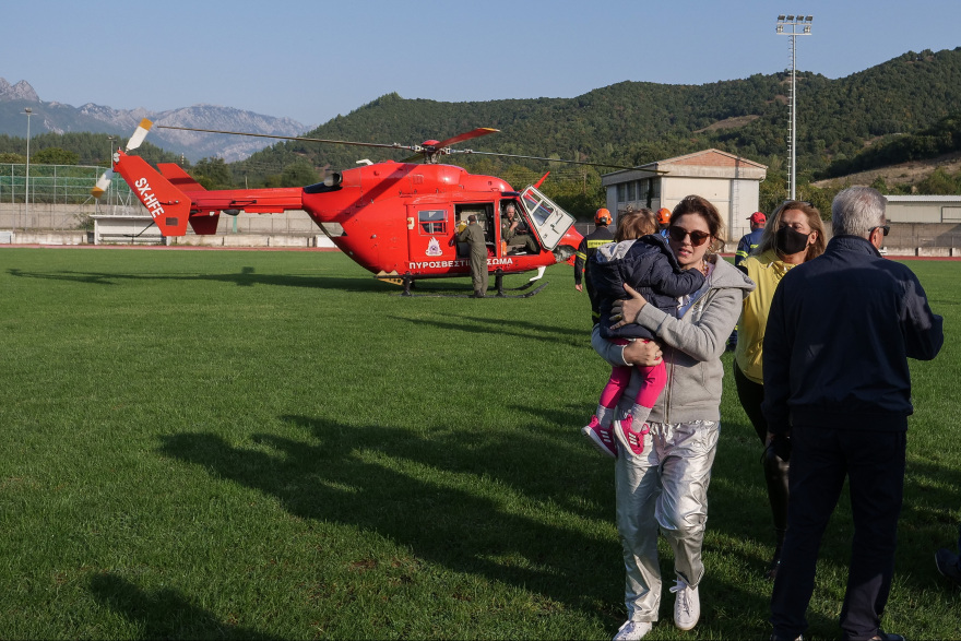 Καρδίτσα: Ακόμα μετράει τις... πληγές από το καταστροφικό πέρασμα του «Ιανού»