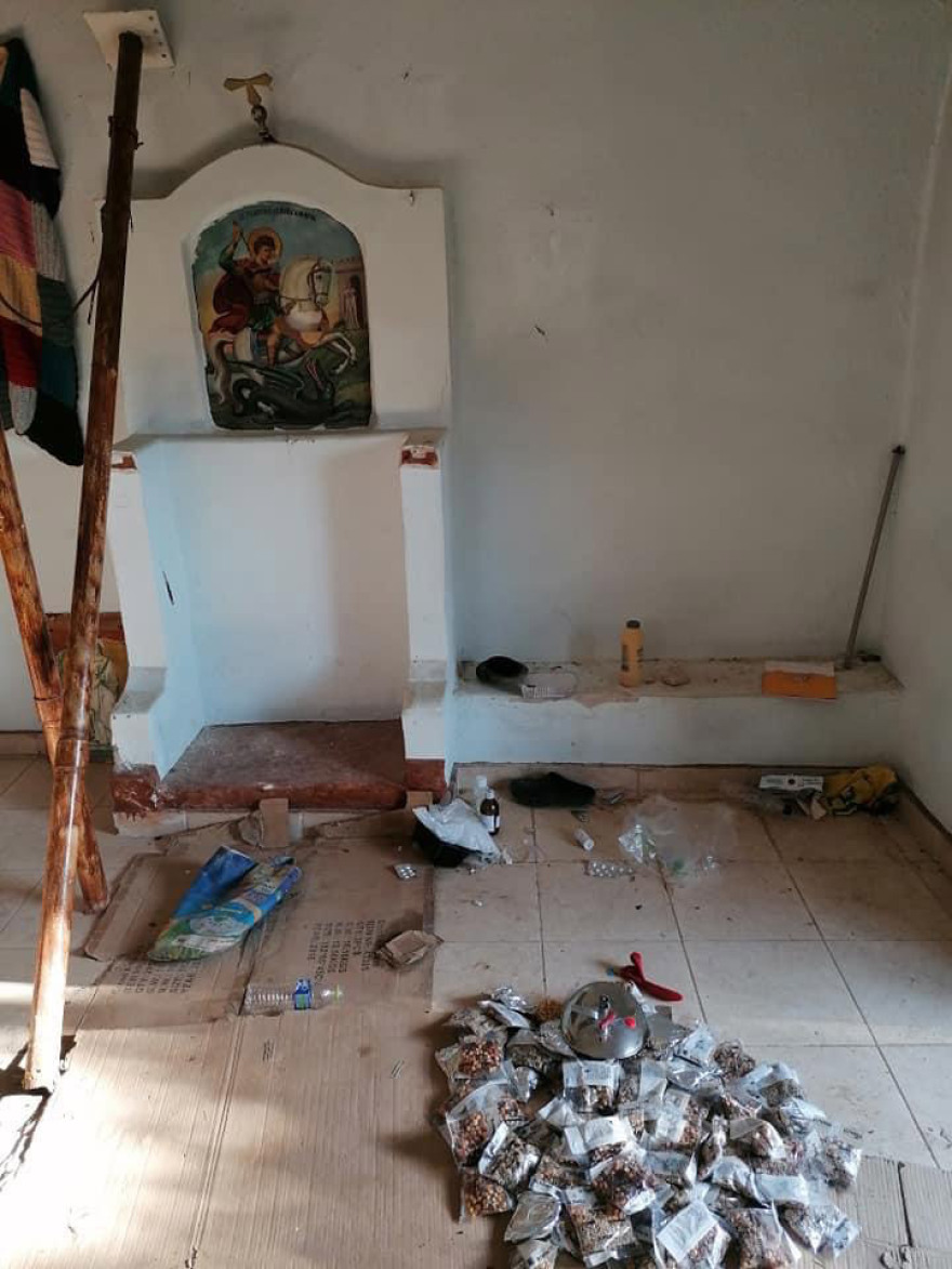 Μόρια: Μετανάστες κατέστρεψαν τον ναό του Αγίου Γεωργίου - Απίστευτες εικόνες