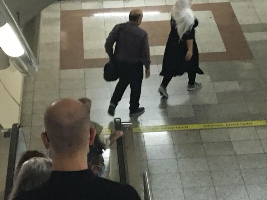 Συνωστισμός... δίχως τέλος στο Μετρό - Δείτε βίντεο και φωτογραφίες