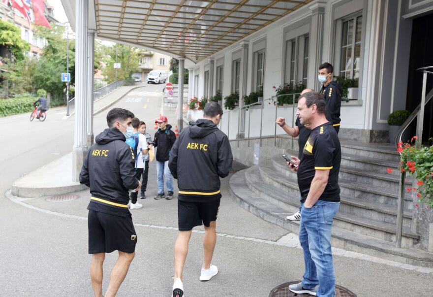 Η βόλτα των παικτών της ΑΕΚ στο Σεντ Γκάλεν 