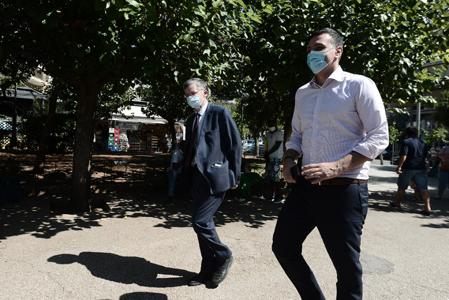 Στην Κυψέλη Κικίλιας και Τσιόδρας: Τεστ για κορωνοϊό στους πολίτες 