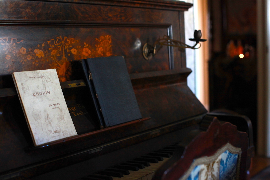 Δήμητρα - Έλλη Κανελλοπούλου: «Η μάνα μου μού έκανε δώρο το μπορντέλο»