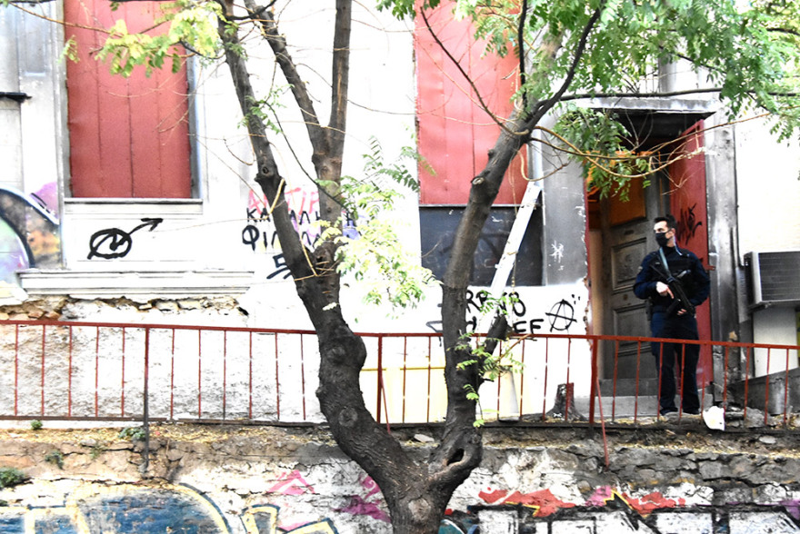 Παγκράτι: Επιχείρηση της αστυνομίας για εκκένωση κτιρίου υπό κατάληψη