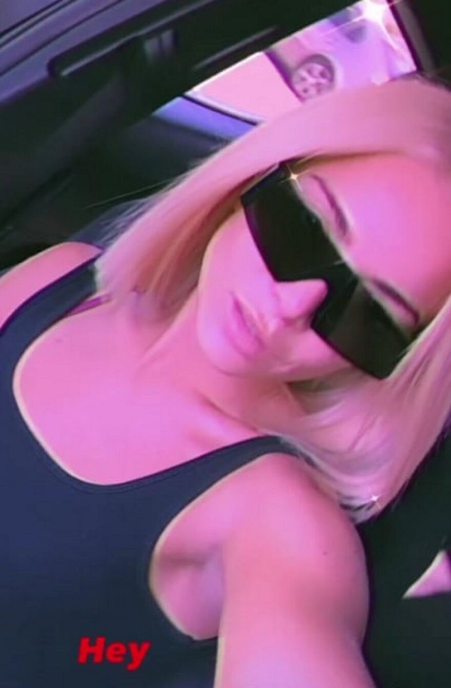 Φωτογραφίες: Ριζική αλλαγή για τη Josephine - Έκοψε τα μαλλιά της 