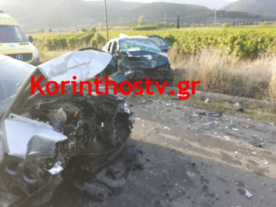 Νεμέα: Ένας νεκρός και 8 τραυματίες σε τροχαίο δυστύχημα - Δείτε φωτογραφίες