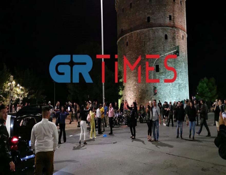 Μέτρα για τον κορωνοϊό: Μεταμεσονύκτια διαμαρτυρία εστιατόρων στη Θεσσαλονίκη