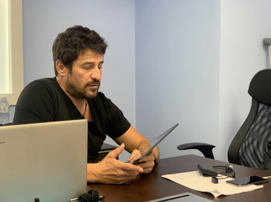 Αλέξης Γεωργούλης: Ευρωβουλευτής ή σταρ; 