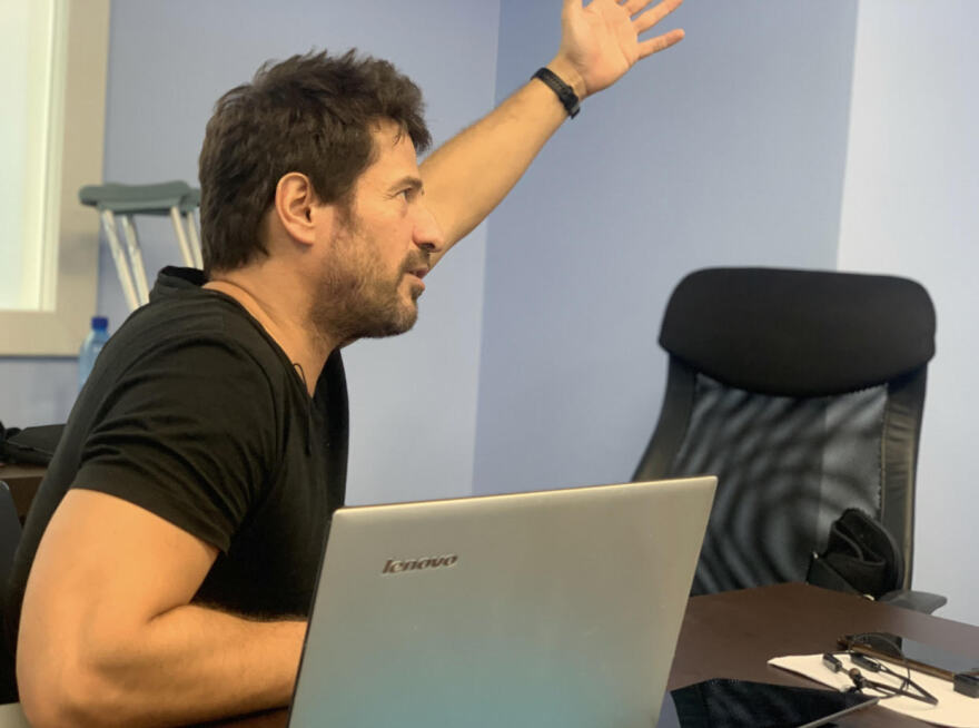 Αλέξης Γεωργούλης: Ευρωβουλευτής ή σταρ; 