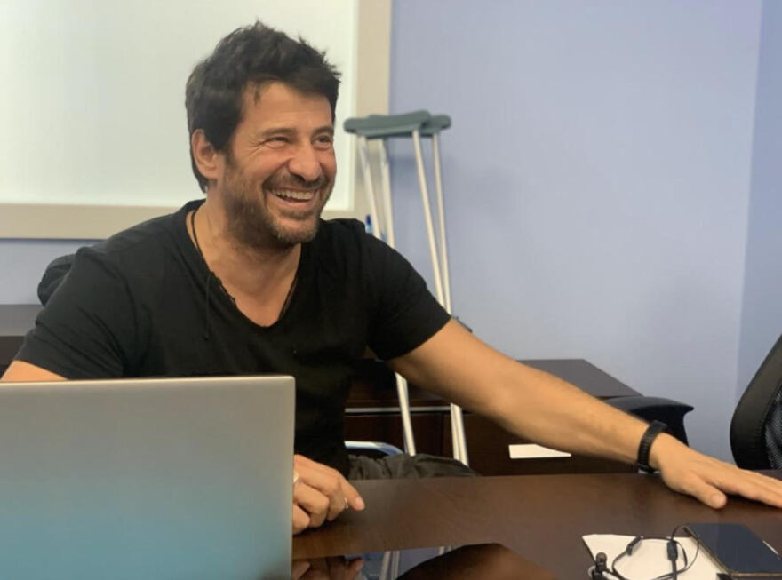 Αλέξης Γεωργούλης: Ευρωβουλευτής ή σταρ; 