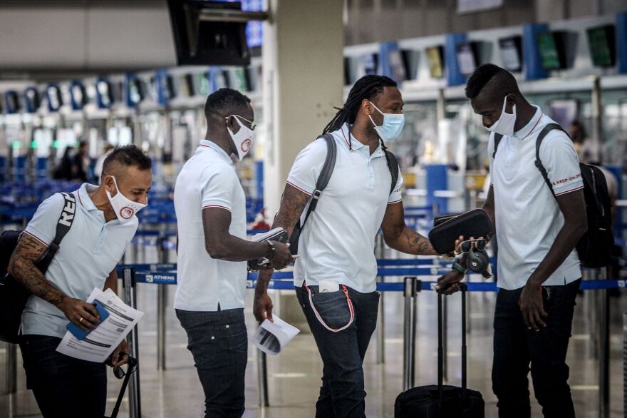 Champions League: Πέταξε στην Κύπρο για την πρόκριση ο Ολυμπιακός