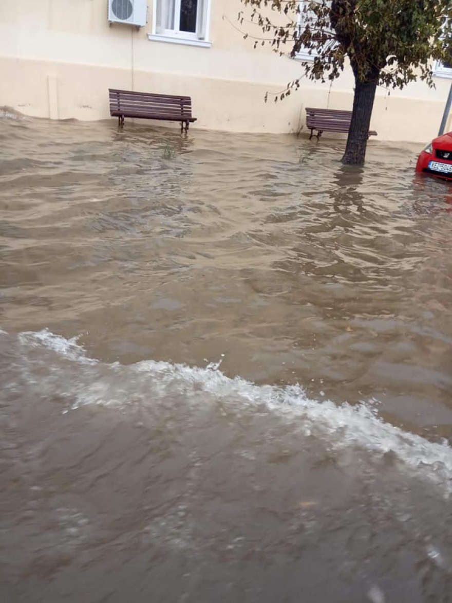 Κεφαλονιά: Πλημμύρισε η παραλιακή του Αργοστολίου 