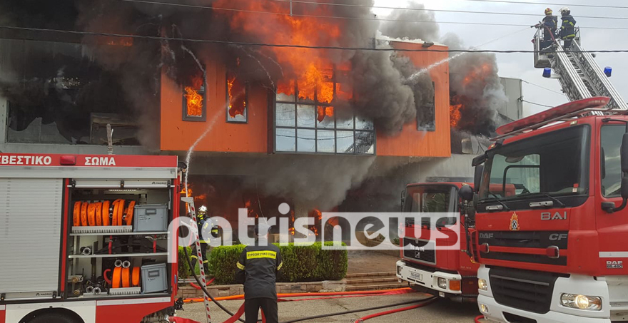 Πύργος: Πυρκαγιά σε μεγάλη επιχείρηση ειδών υγιεινής