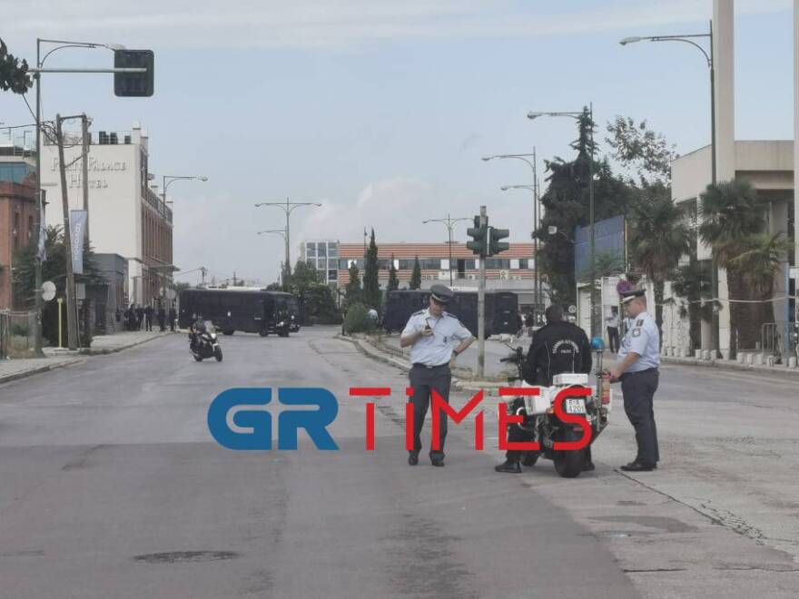 Θεσσαλονίκη: Δρακόντεια μέτρα ασφαλείας για την επίσκεψη Πομπέο - Πράκτορες, ελικόπτερα και άντρες στις ταράτσες (φωτό)