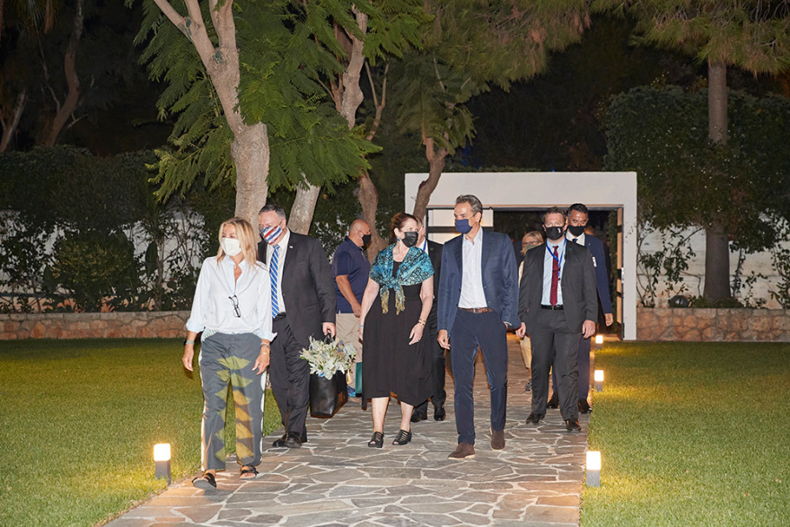 Γιατί ο Πομπέο επέλεξε να μην ταξιδέψει στην Τουρκία - Δείτε βίντεο από την επίσκεψη στα Χανιά