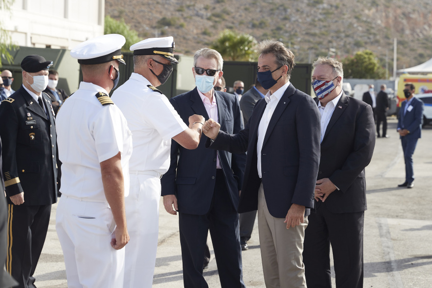 Τα τρία «δώρα» Πομπέο στον Μητσοτάκη - Η βάση της Σούδας και τα μηνύματα στην Τουρκία