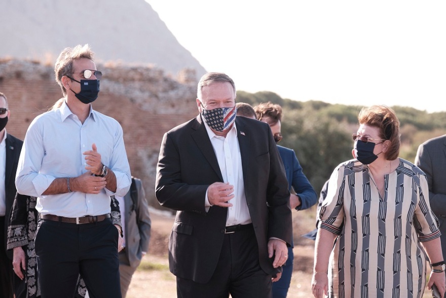 Στον αρχαιολογικό χώρο της Αρχαίας Απτέρας Μητσοτάκης – Πομπέο