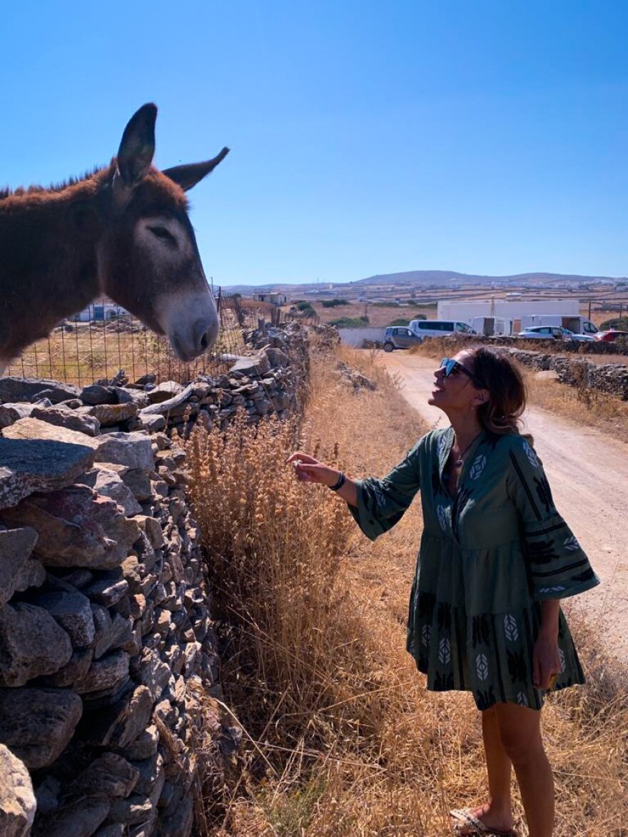 «My Greece»: Η Δέσποινα Βανδή ταξιδεύει με τον Αργύρη Αγγέλου στην πανέμορφη Κύθνο