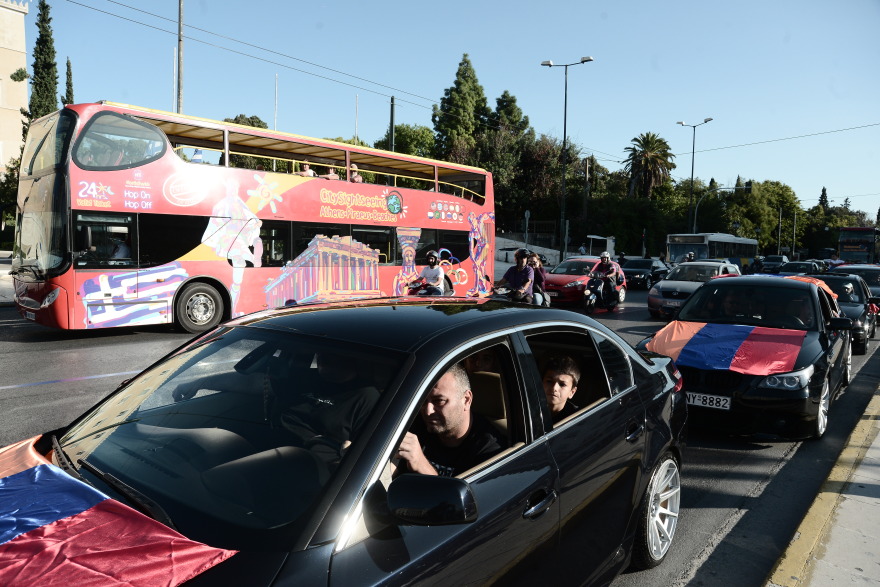 Συγκέντρωση διαμαρτυρίας από Αρμένιους στο Σύνταγμα