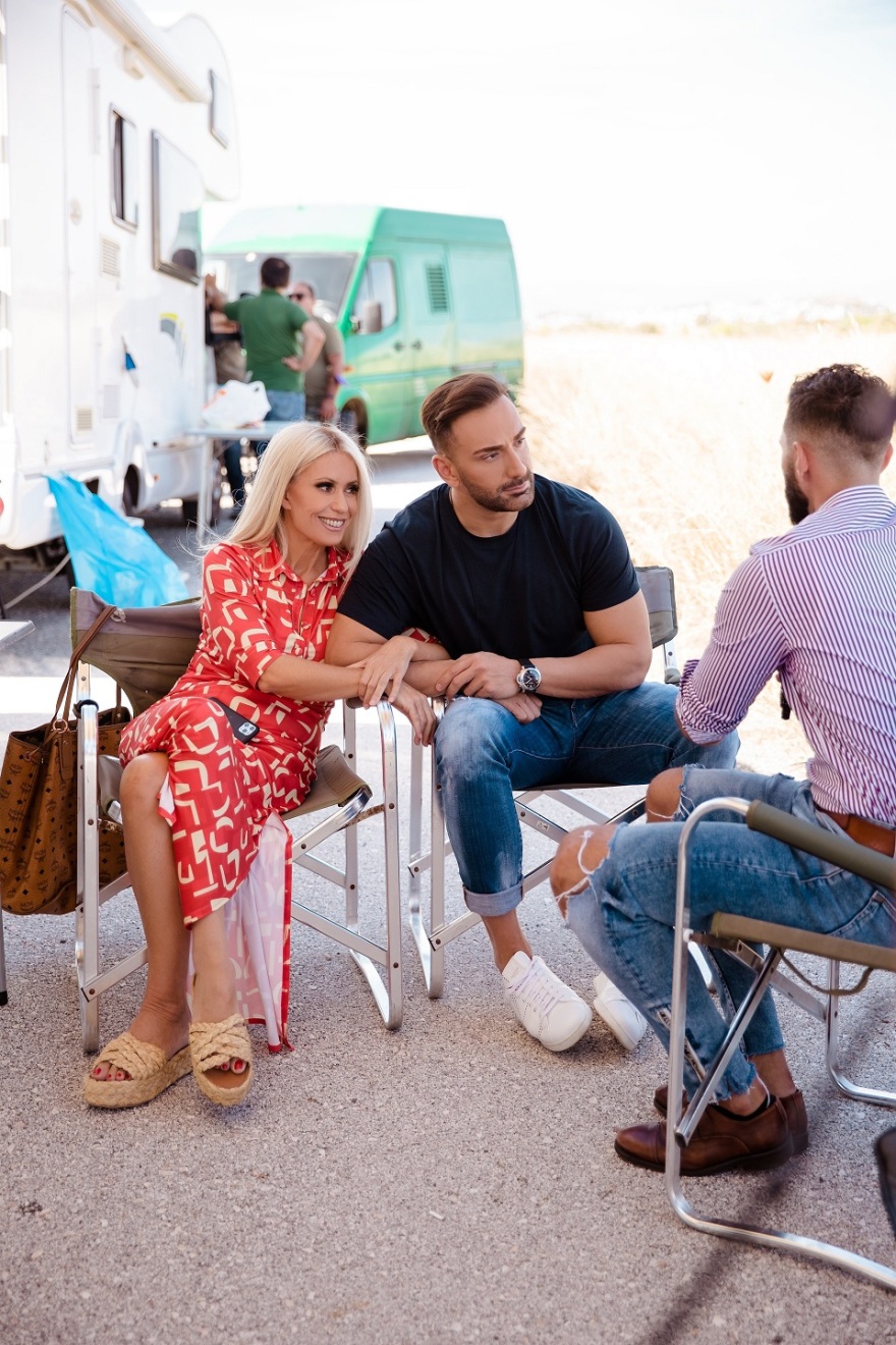 Just The 2 Of Us: Δείτε backstage φωτογραφίες από τα γυρίσματα του trailer 