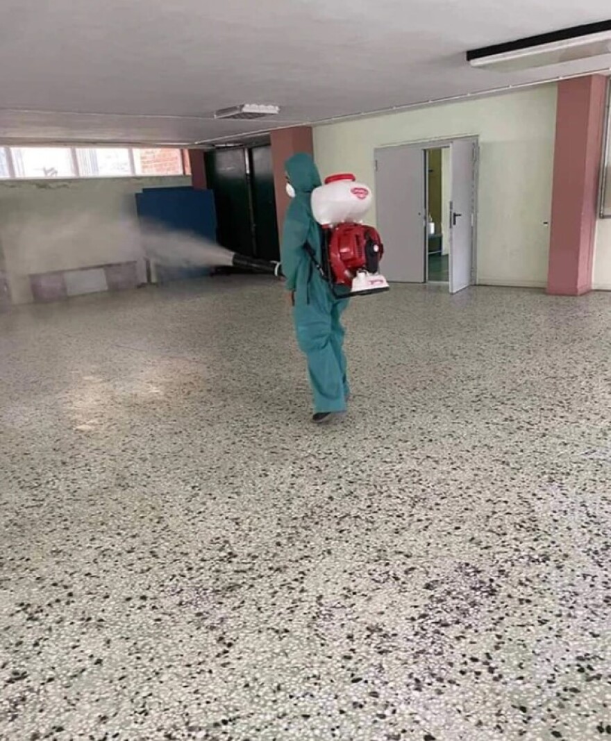 Κορωνοϊός - Ανησυχία στη Σκύδρα: Κρούσματα και σε μαθητές μετά το «λουκέτο» στην κονσερβοποιία